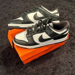 Nike Dunks